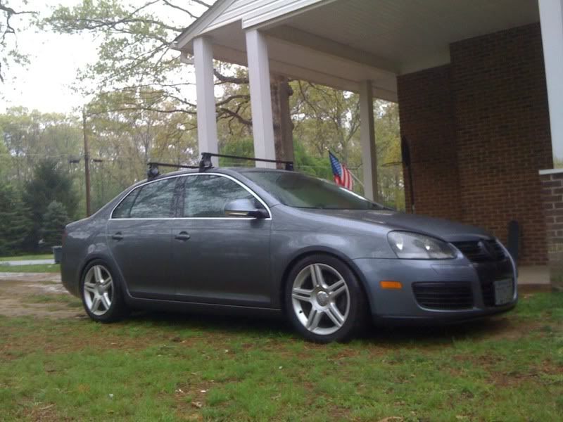 FS Thule Mk5 Golf/Jetta Roof Rack, 400XT Aero, 2141 Fit